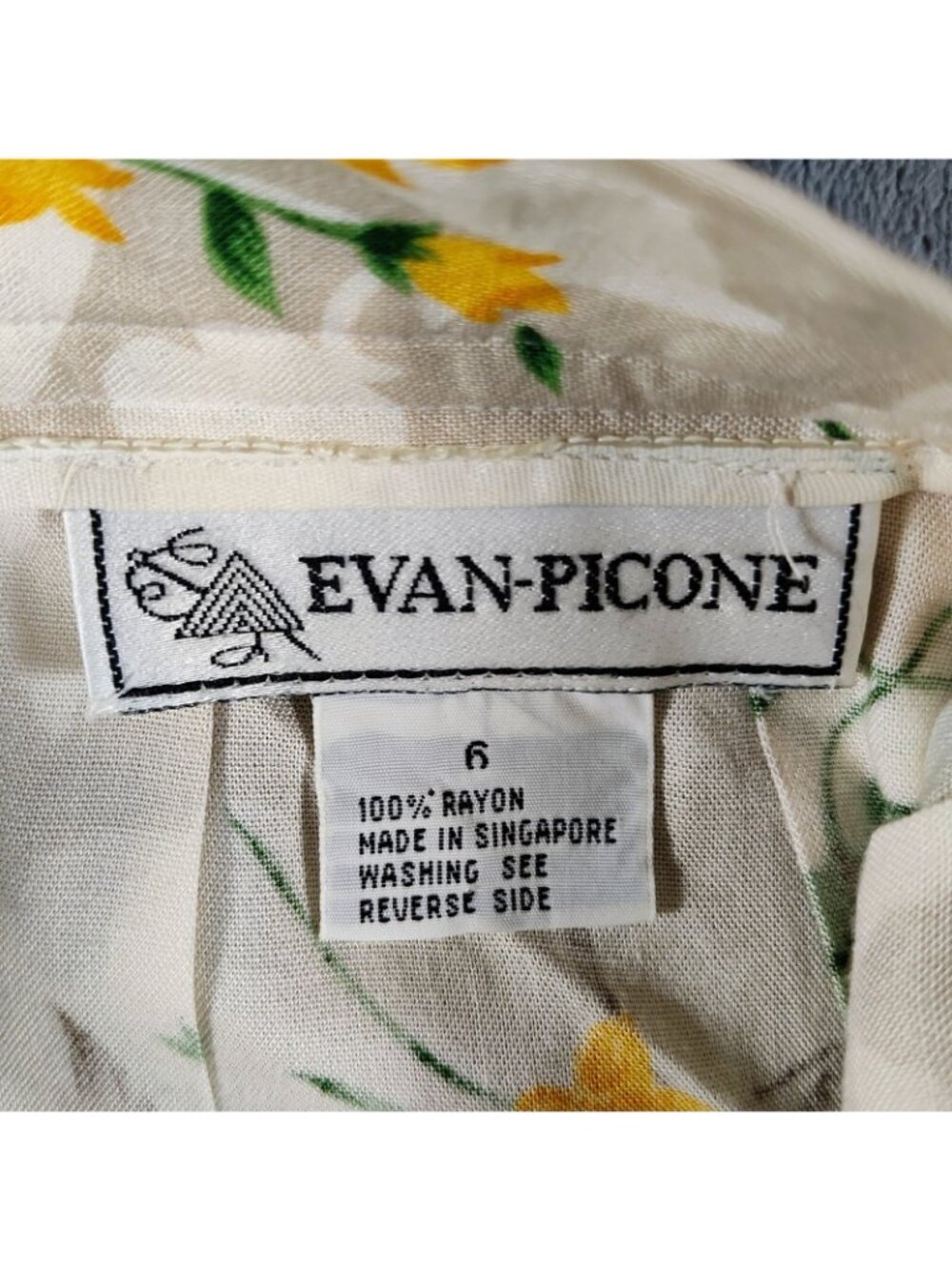 Vintage 1990s Evan-Picone Womens Floral Pleated 100% Rayon Maxi Skirt (Size 6) - Picture 3 of 7